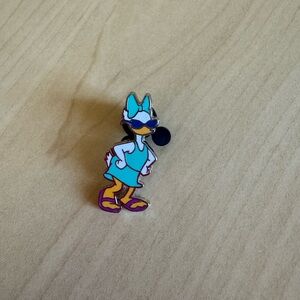 Disney Pins - Cool Characters in Sunglasses Daisy Duck Summertime 2012